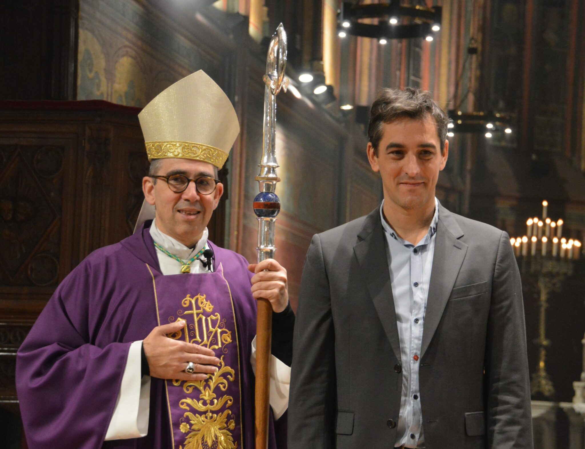 Monseigneur Matthieu Rougé a dédicacé le nouvel autel de l’Eglise Notre-Dame de Boulogne, Chantiers du Cardinal (30 novembre 2019)