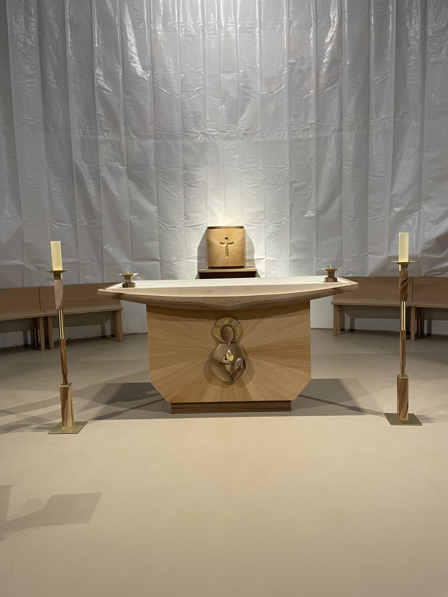 “Un nouvel autel pour l’église Saint-Jacques de Lyon !” ALETEIA – 9 janvier 2024
